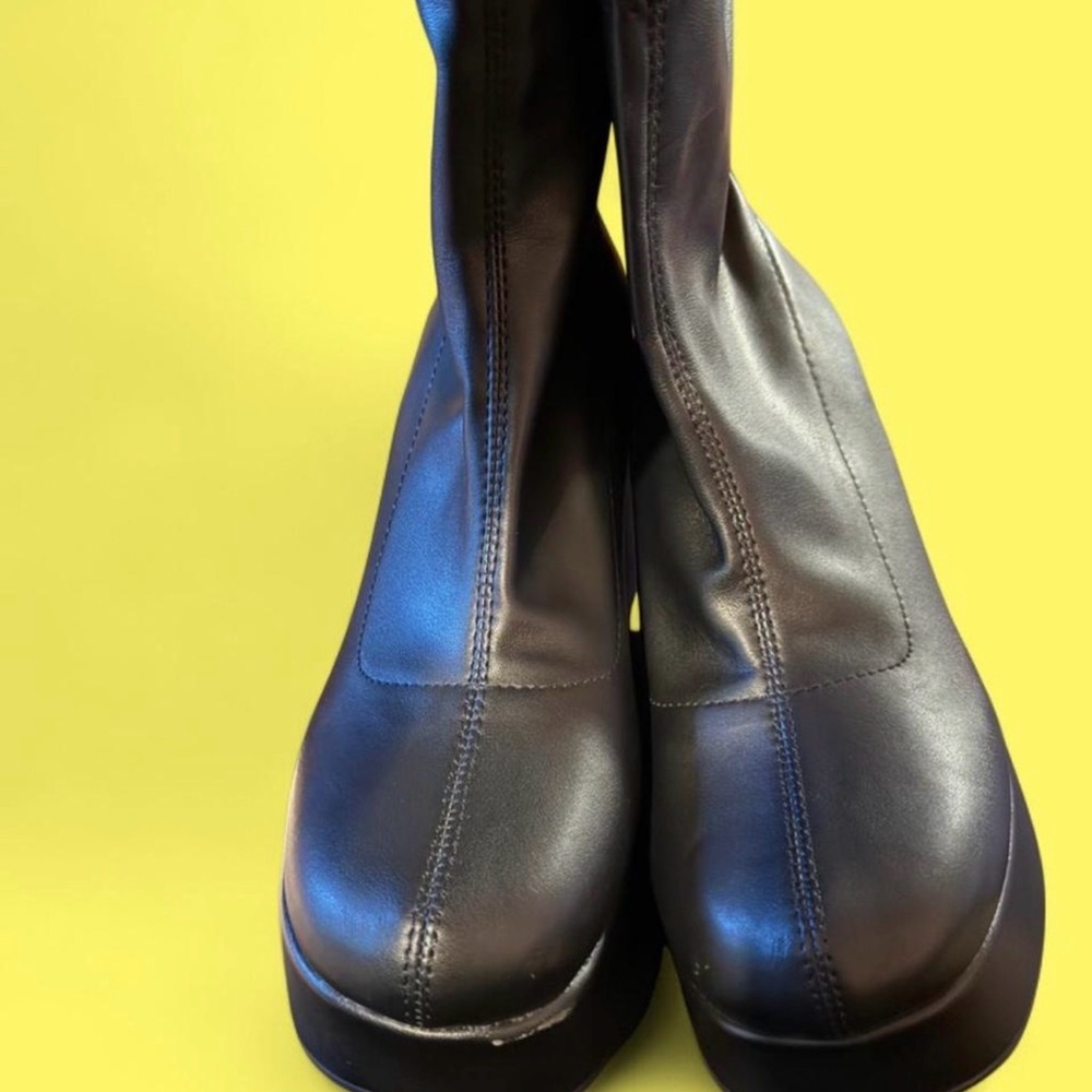 Sold 🏷️Platform boots